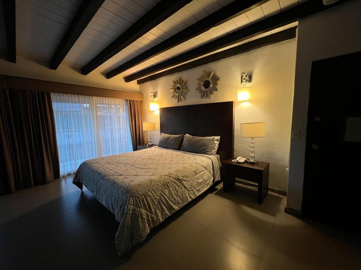 Hotel Casa Del Sol Ensenada Bagian luar foto